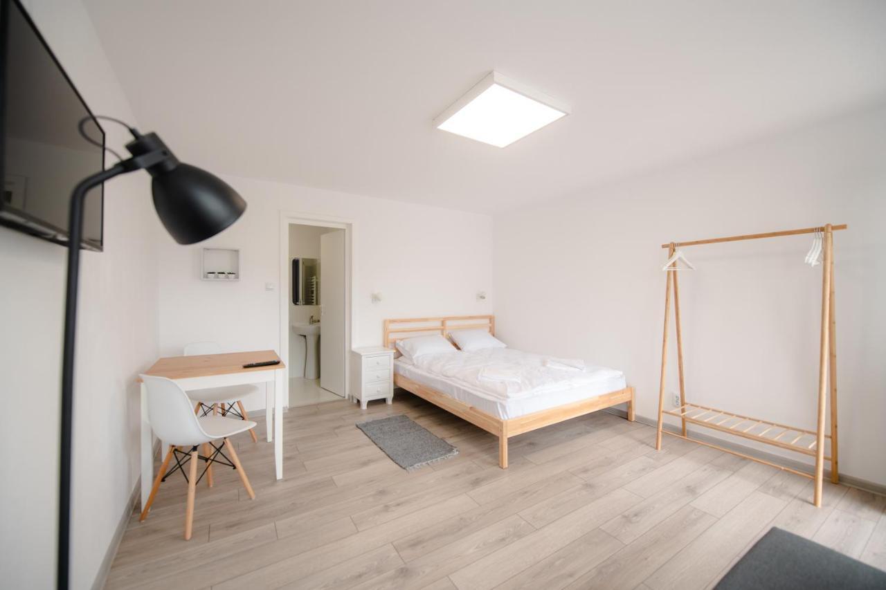 Pixel Guesthouse Тиргу-Секуєск Екстер'єр фото