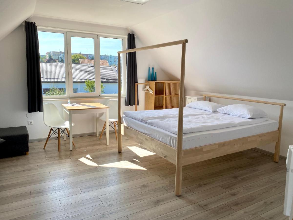 Pixel Guesthouse Тиргу-Секуєск Екстер'єр фото