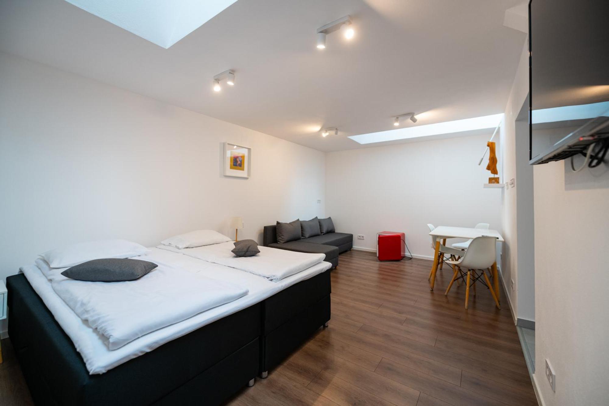 Pixel Guesthouse Тиргу-Секуєск Екстер'єр фото